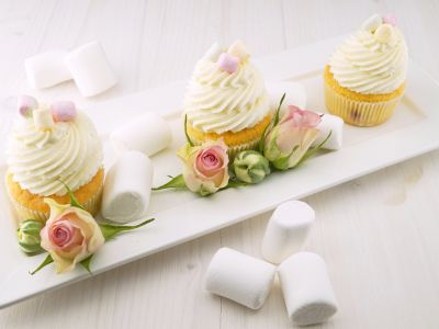 white cupcakes