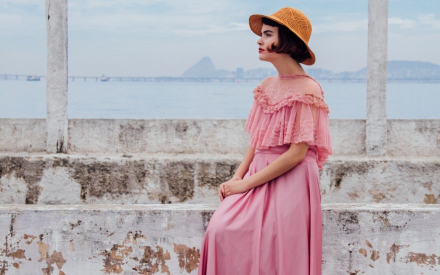 pink dress