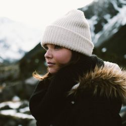 lady with winter hat